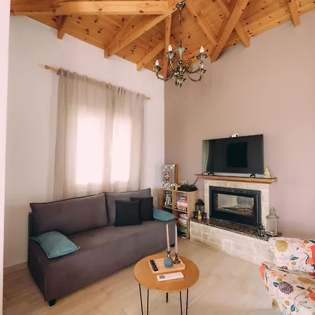 Elysium Countryside House Jacuzzi - Doune - Happy *