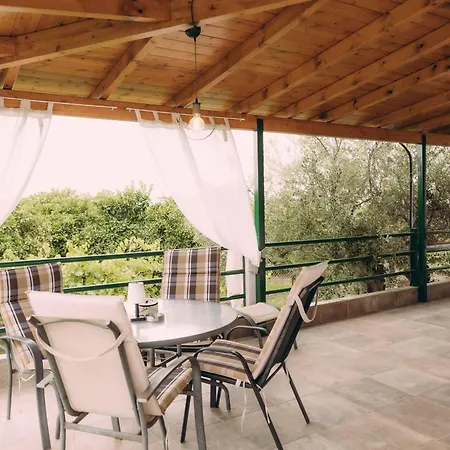Apartment Elysium Countryside House Jacuzzi - Doune - Happy