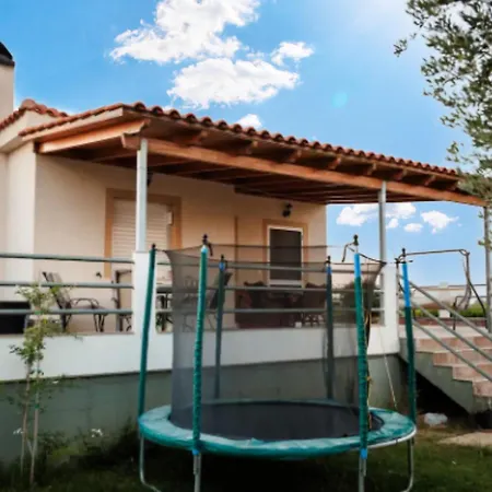 Elysium Countryside House Jacuzzi - Doune - Happy *